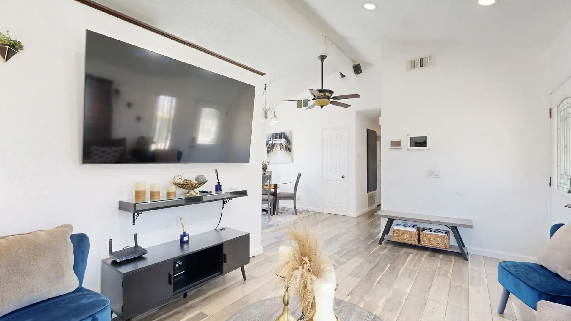 Adobe Sunburst- 3960 Villa Palm Springs