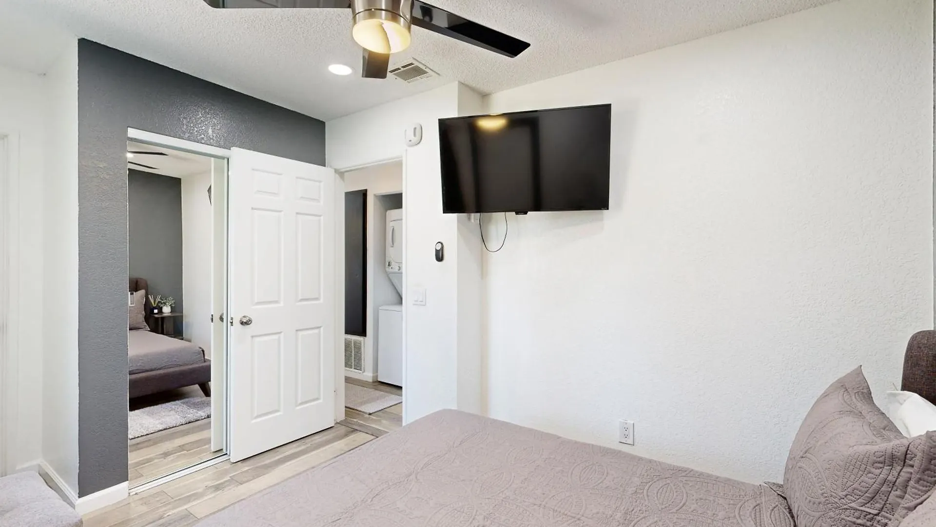 Adobe Sunburst- 3960 Villa Palm Springs Holiday home